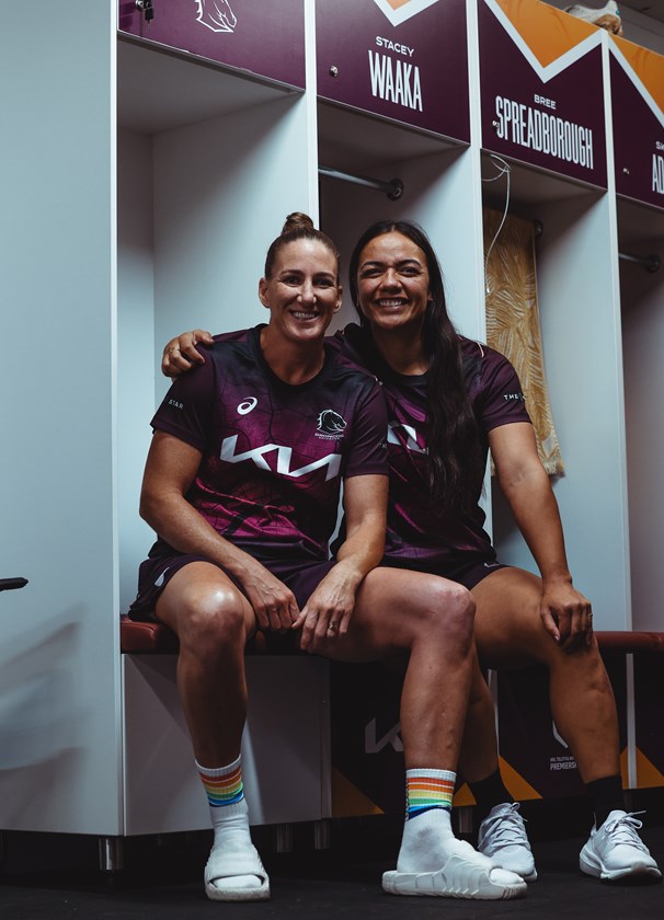 Broncos captain Ali Brigginshaw with New Zealand rugby sevens convert Stacey Waaka.