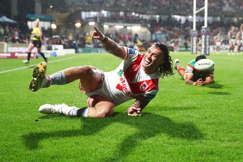 Jaydn Su'A celebrates a try.