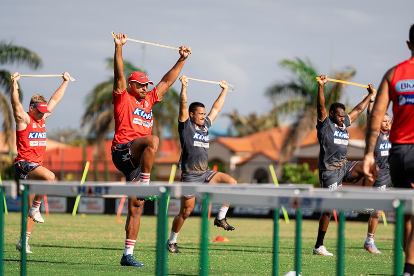 Felise Kaufusi training with the Dolphins.