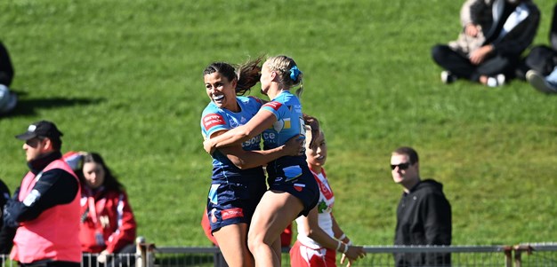 Bass bags three to help Titans down Dragons