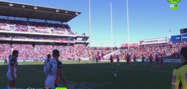 Rd 17: PENALTY GOAL Tuimoala Lolohea (31st min)