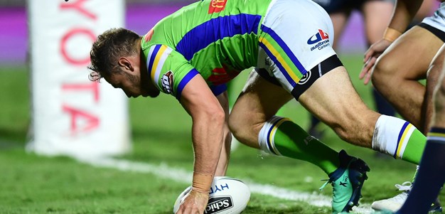 Sezer slips through to put Raiders ahead