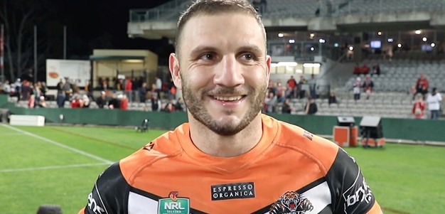 Farah turns back the clock against Dragons