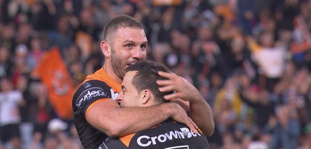 Thompson's 80-metre intercept try