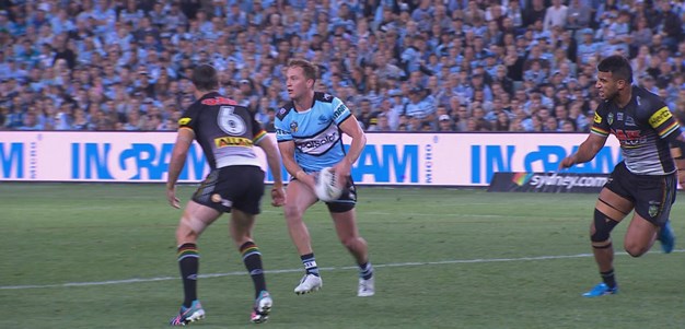 Moylan sends Lewis over