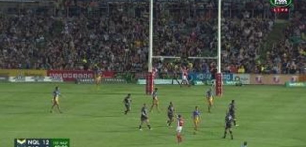 Rd 8: PENALTY GOAL Johnathan Thurston (40th min)