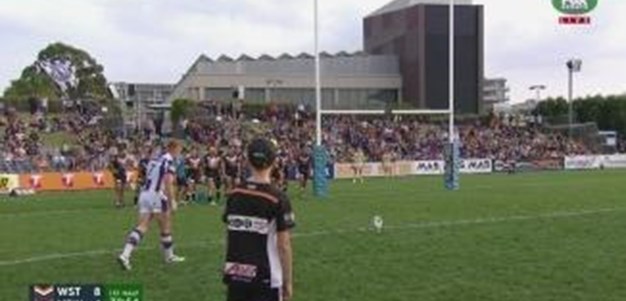 Rd 11: GOAL Trent Hodkinson (33rd min)