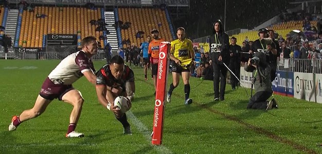 Harris-Tavita perfectly places a kick for Maumalo