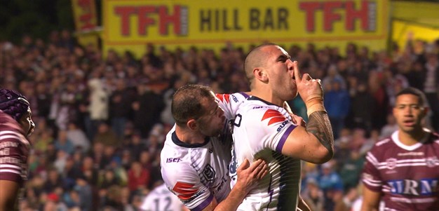 Smith sends Asofa-Solomona on a steamrolling run