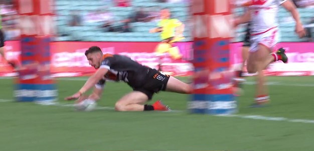 Momirovski picks off a Widdop pass and sprints away