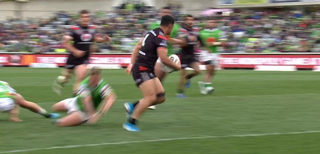 The Warriors submit their entry for try of the year