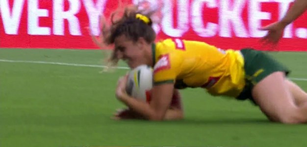 Sergis finishes Jillaroos trick play