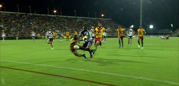 Boas wonder try hands Kumuls the lead