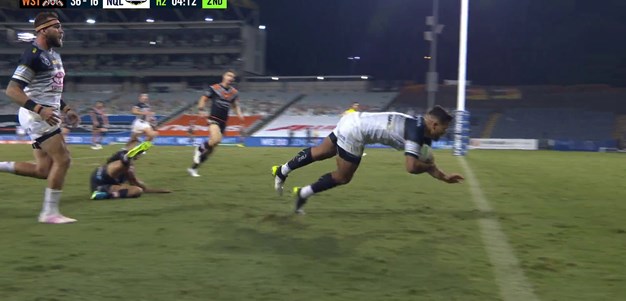 Sharp hands from Marsters secures another Cowboys try