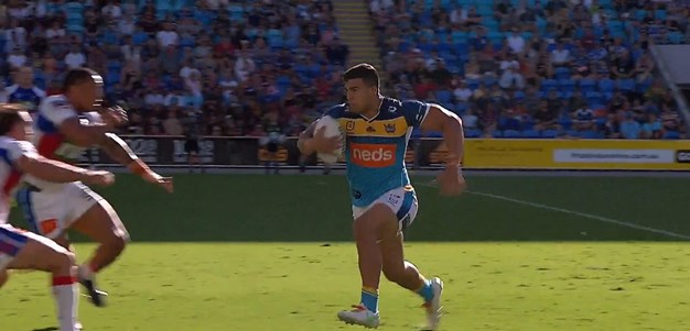 David Fifita scoring a try only he could