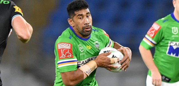 Touching gesture: Raiders squad requested Soliola's return