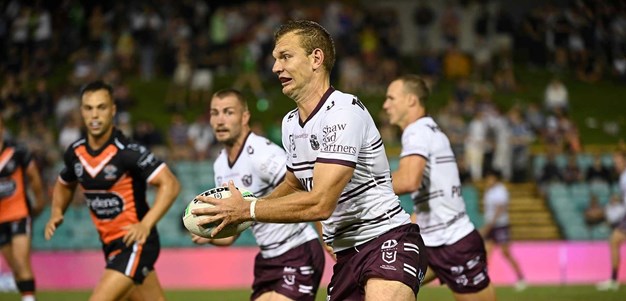 Tom Trbojevic does the damage, Tuipulotu scores the try