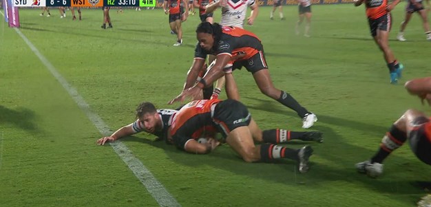 Nofoaluma strips to save a try