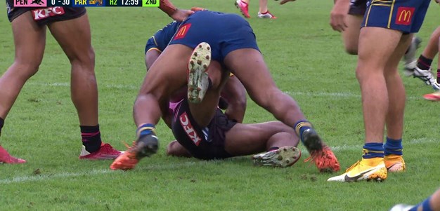 A textbook tackle by Naiduki