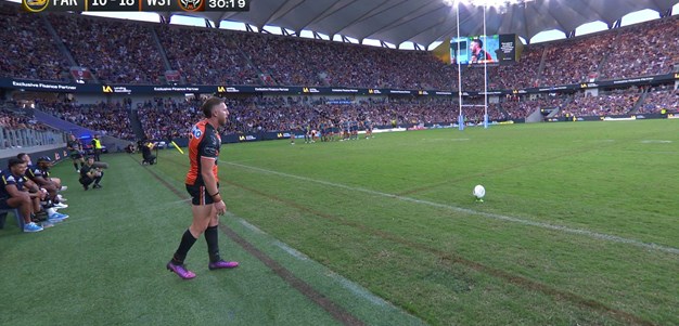 Hastings takes over the goal kicking