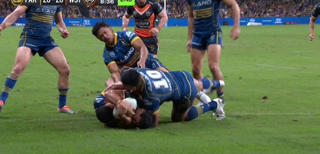 Eels incredibly deny Nofoaluma late