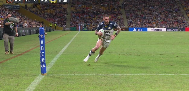 Townsend's magic touch puts Feldt in