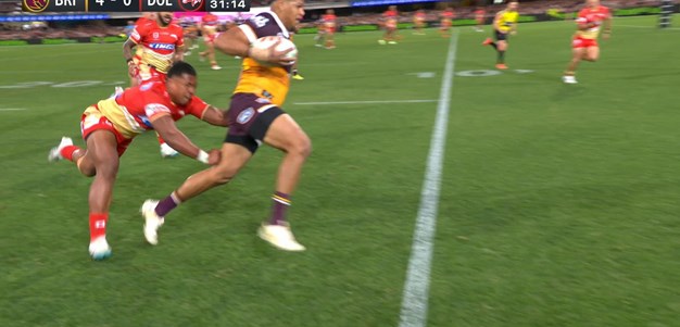 Cobbo scores at the Gabba