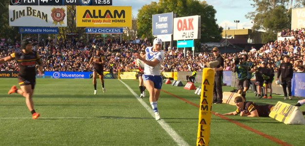 Wilson playing tippie toe with the touchline