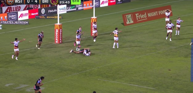 Samuela Fainu sent to the bin for a professional foul