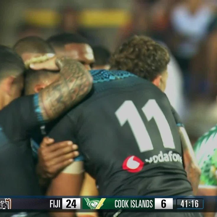 Kikau applies the pressure