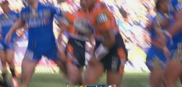 Rd 16: TRY Joey Leilua (30th min)