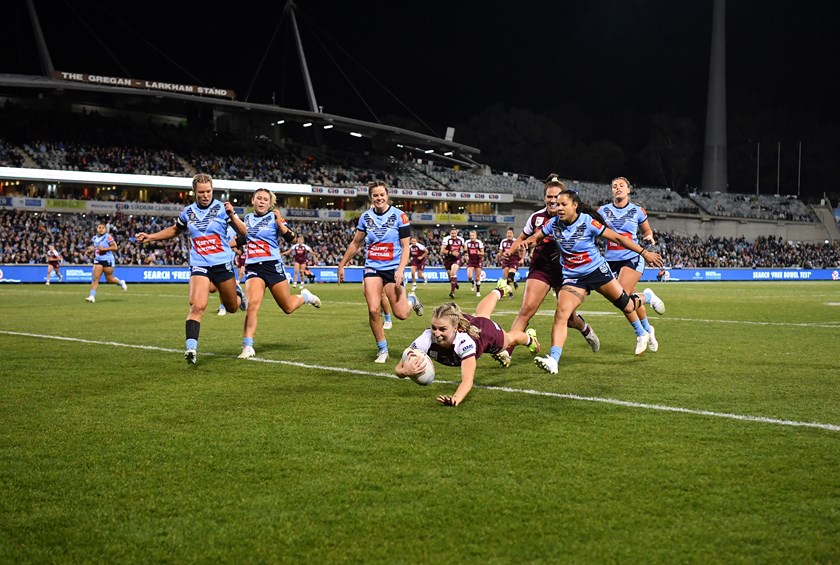 Tarryn Aiken scoring a try for Queensland at GIO Stadium on Friday night