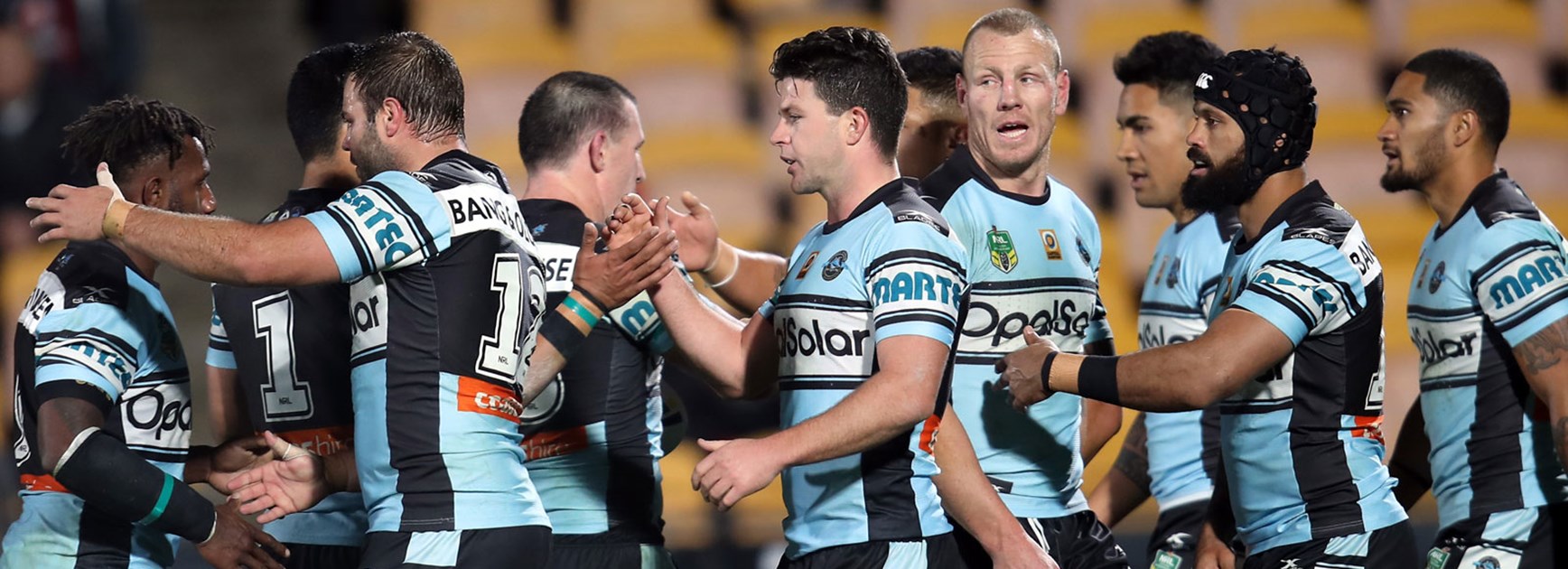 Top-four Sharks overpower Warriors