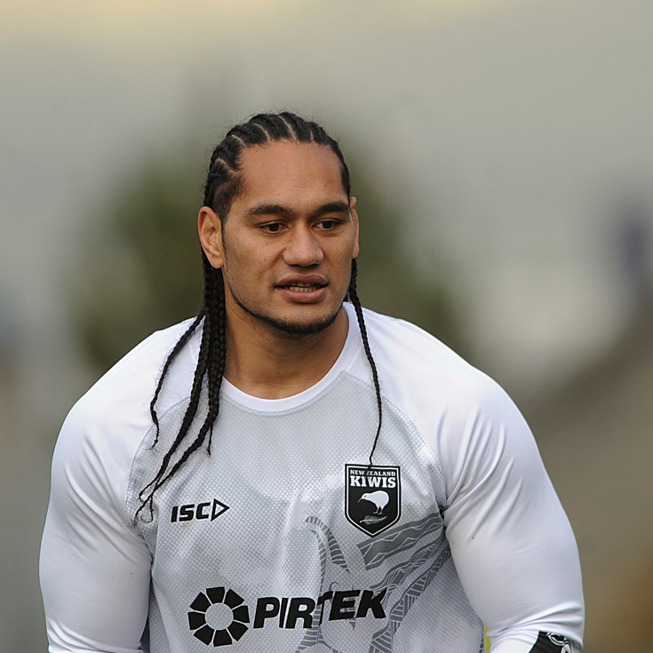 Taupau dropped, Papali'i to make Test debut