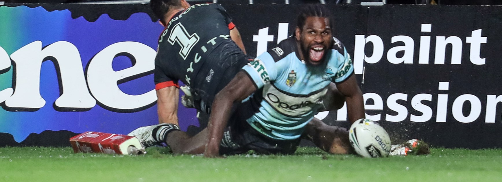 Edrick Lee celebrates his match-winning try.