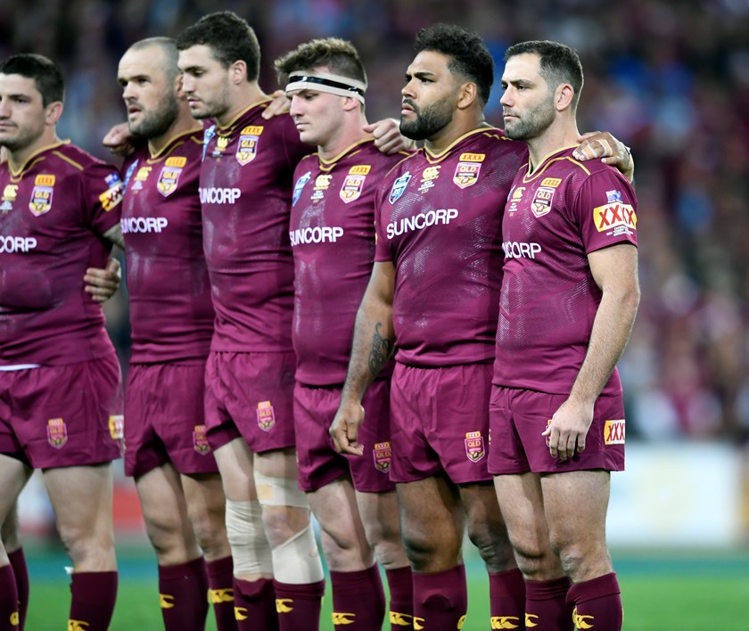 Cameron Smith (right) before an Origin game with the Maroons.