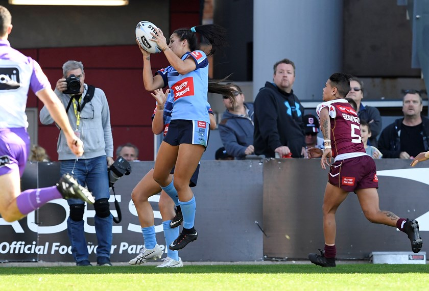 Corban McGregor flies high for the Blues in 2017.