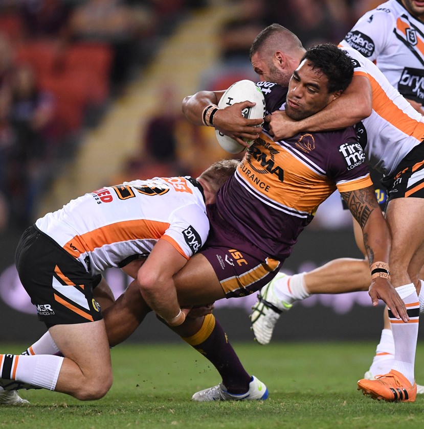 Broncos prop Joe Ofahengaue.