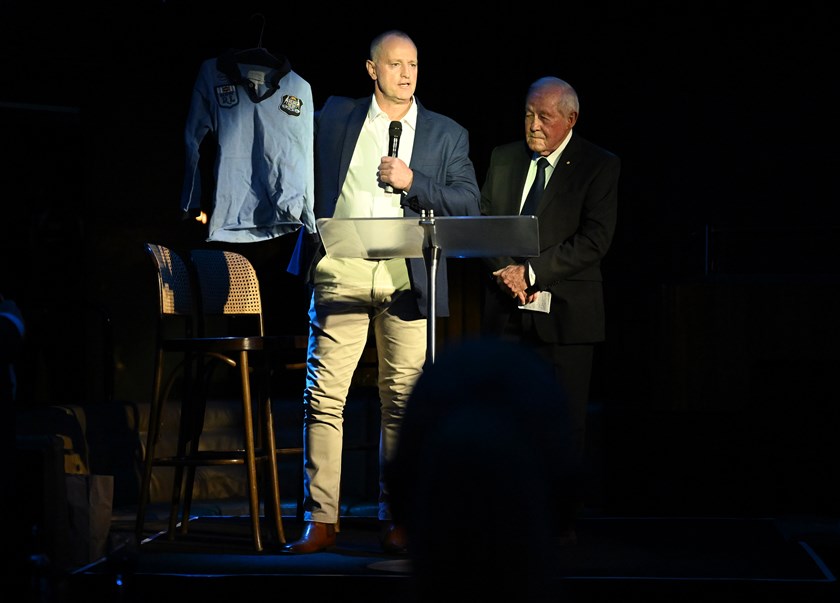 NSW coach Michael Maguire with Steve Mortimer's No.7 jersey from the historic 1985 series win.