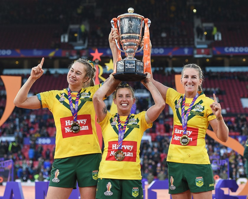 NSW captain Kezie Apps (l), Queensland skipper Ali Brigginshaw (r) and former star Sam Bremner are members of the Jillaroos leadership group. 